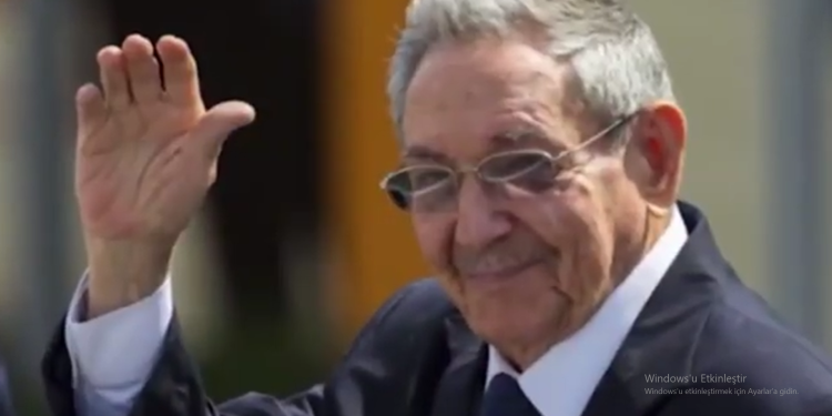 Raul Castro’ya ithafen: “Son Mambi”